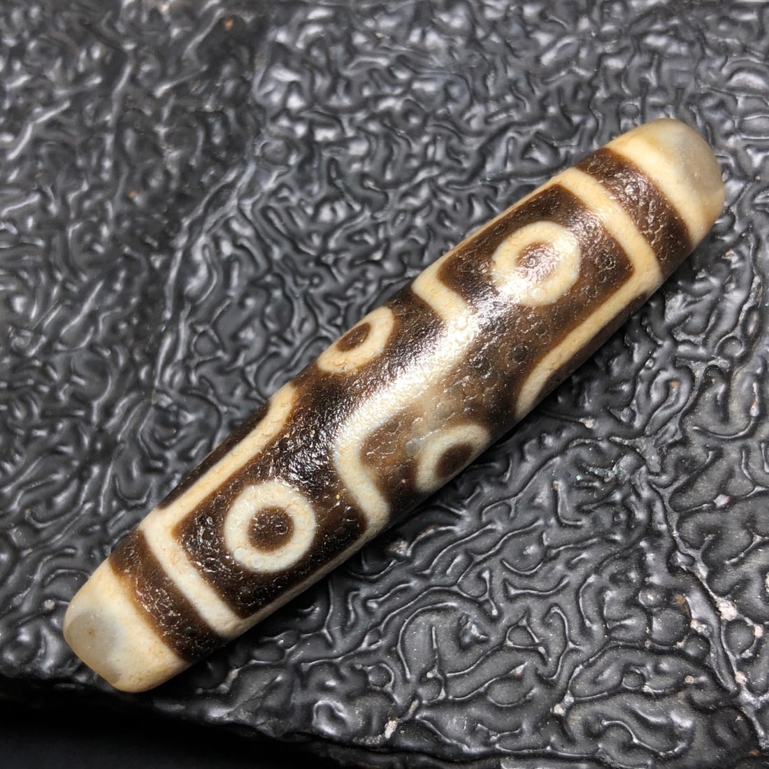 Tibetan Nine-eyed Dzi Bead (1 of 9)