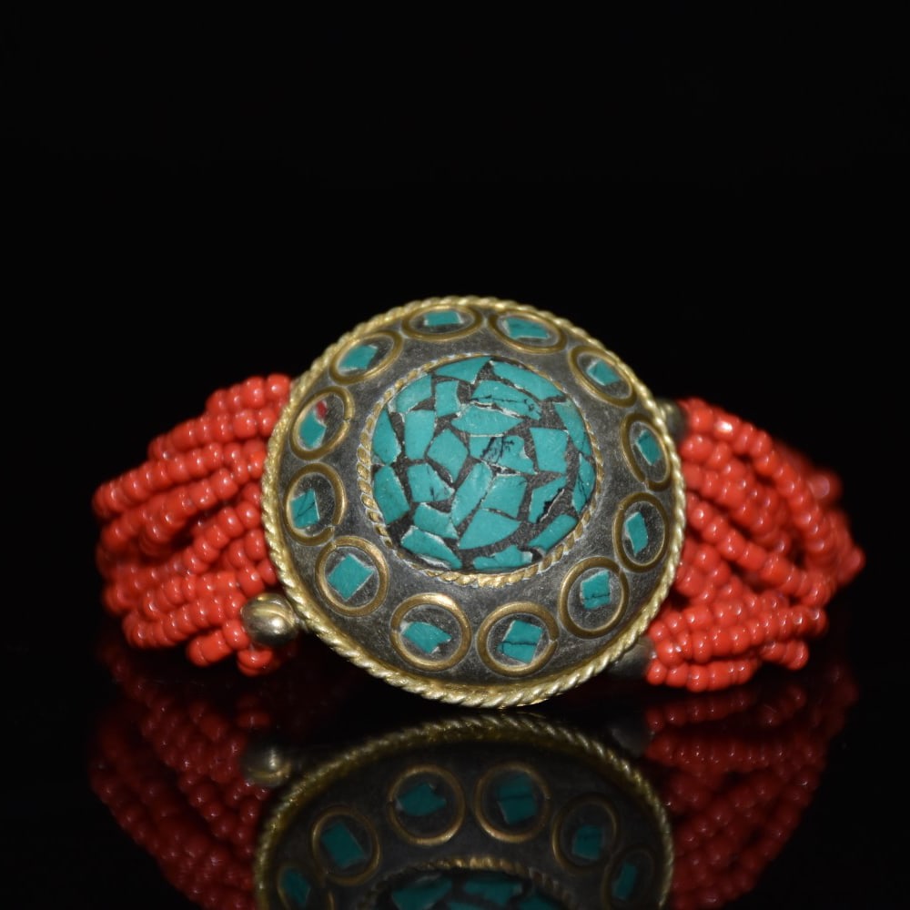 Handmade wire-inlaid gemstone bracelet. (1 of 9)