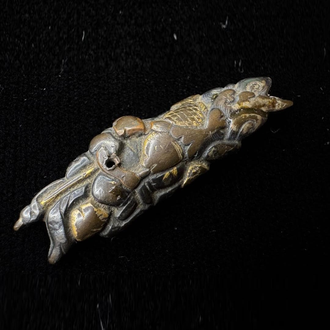 Bronze Menuki with Ebisu Motif (Sword Fitting), Unsigned, Sword Fitting, Antique, Antiquity, Edo (1 of 3)