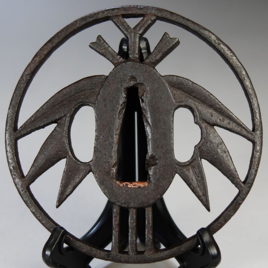 Masterpiece of Antiquity: [Iron Tsuba with Bamboo Leaf Openwork Design] (1 of 12)