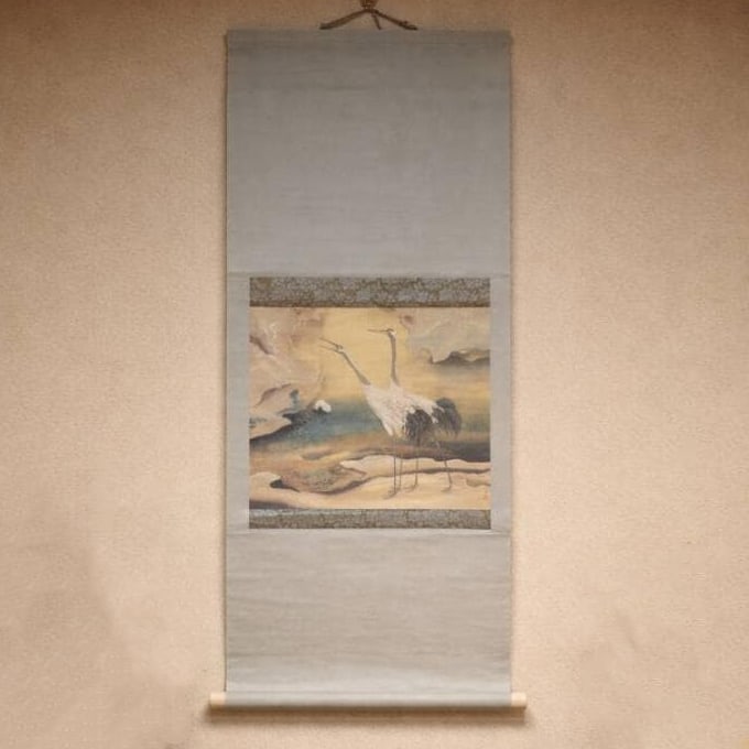 Kakejiku by Hieda Kazuo, "Crane's Call," a serene winter landscape, colored bird-and-flower: Basic Information Name: Hieda Kazuho Birth/Death Year: August 23, 1920 - March 23, 2021 (Aged 100) Place of Birth: Tanabe Town, Nishimuro District, Wakayama Prefecture (now Tanabe City) Profession: Ni