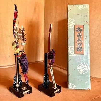 Specially Made Imperial Bow and Sword Ornament Imperial Bow and Sword Decoration: Specially Crafted Imperial Bow and Sword Ornament Delivered in boxed condition. Approximate box dimensions: 12x12x48.5 cm