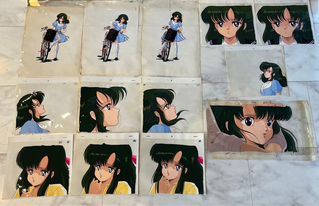 Animation "When Dreams Awaken" Cel Collection by Kawahara Saho for Sale Rare Item Shirakura Yumi: Item Name: - Female Artist: Shirakura Yumi - Representative Work: Animation "Dreaming Moment" Series Cel Paintings - Condition: Well-preserved! Please refer to the photos for details.