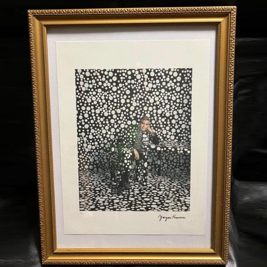 George Clooney Lithograph: Signed print with photo 4 Yayoi Kusama Accompanied by an overseas Certificate of Authenticity (COA), a lithograph of George Clooney. Includes a COA stamp on the artwork's paper and sales certificate f