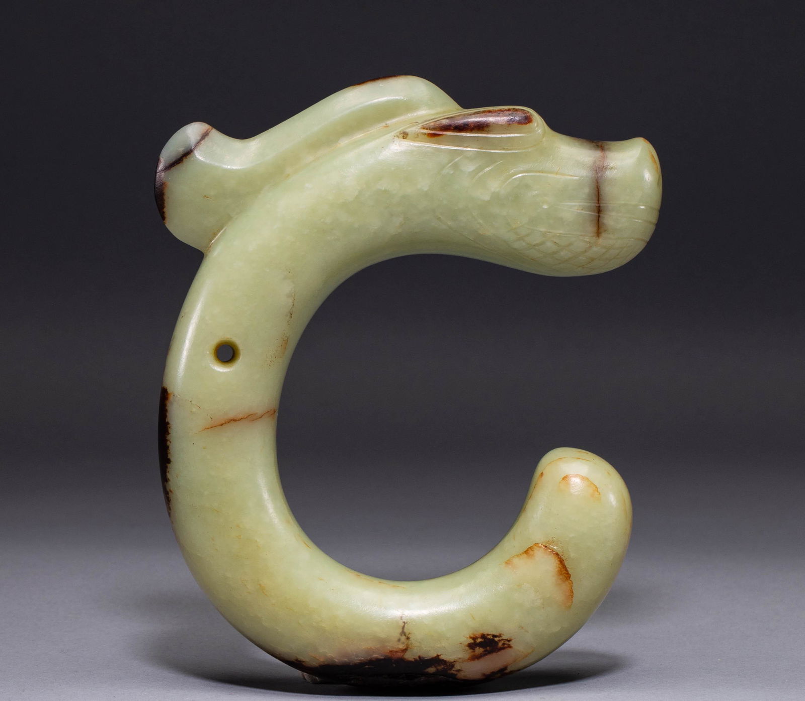 Jade pig dragon of Chinese Red Mountain culture (0280) on Mar 24, 2022