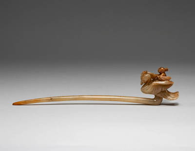 Hetian jade hairpin of liao Dynasty in China: H:5cmï¼ŒW:20.8cmï¼Œweightï¼š57.5g