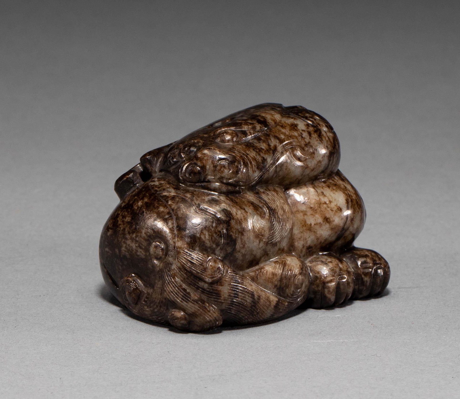 Chinese Yuan Dynasty Hetian jade beast (1 of 9)