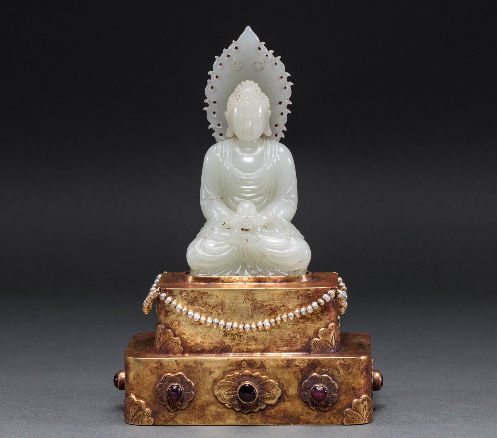 Jade Buddha statue in Hetian, Qing Dynasty, China (1 of 11)