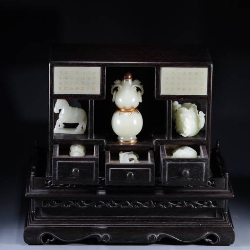 Hetian Jade Chest (0042) on Dec 12, 2022 FANTASTICANTIQUECORP in CA