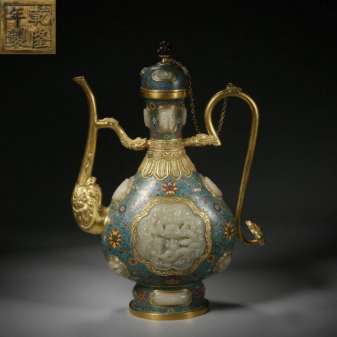 Enamelled jade pot inlaid with Hetian Mar 23, 2023