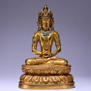 A gilt-bronze statue of Amitayus,Qing dynasty: Height7.3in,length4.8in,width3.5in,