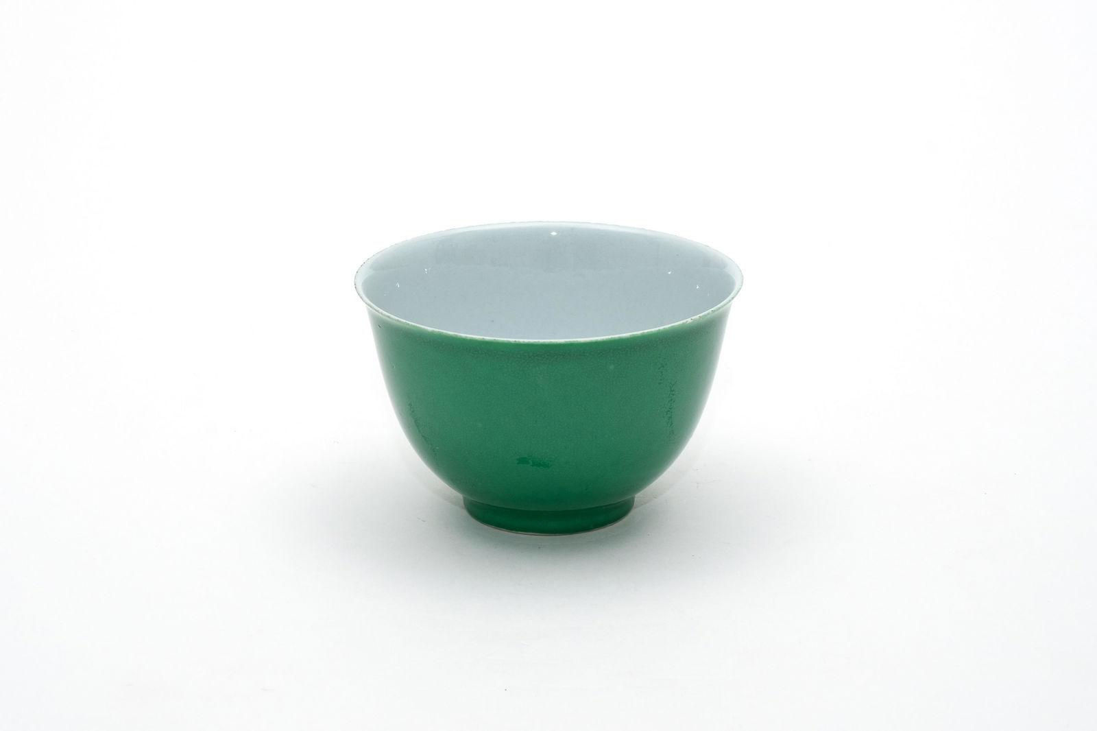 apple green glazed cup, Qianlong Qing Dynasty (1 of 7)