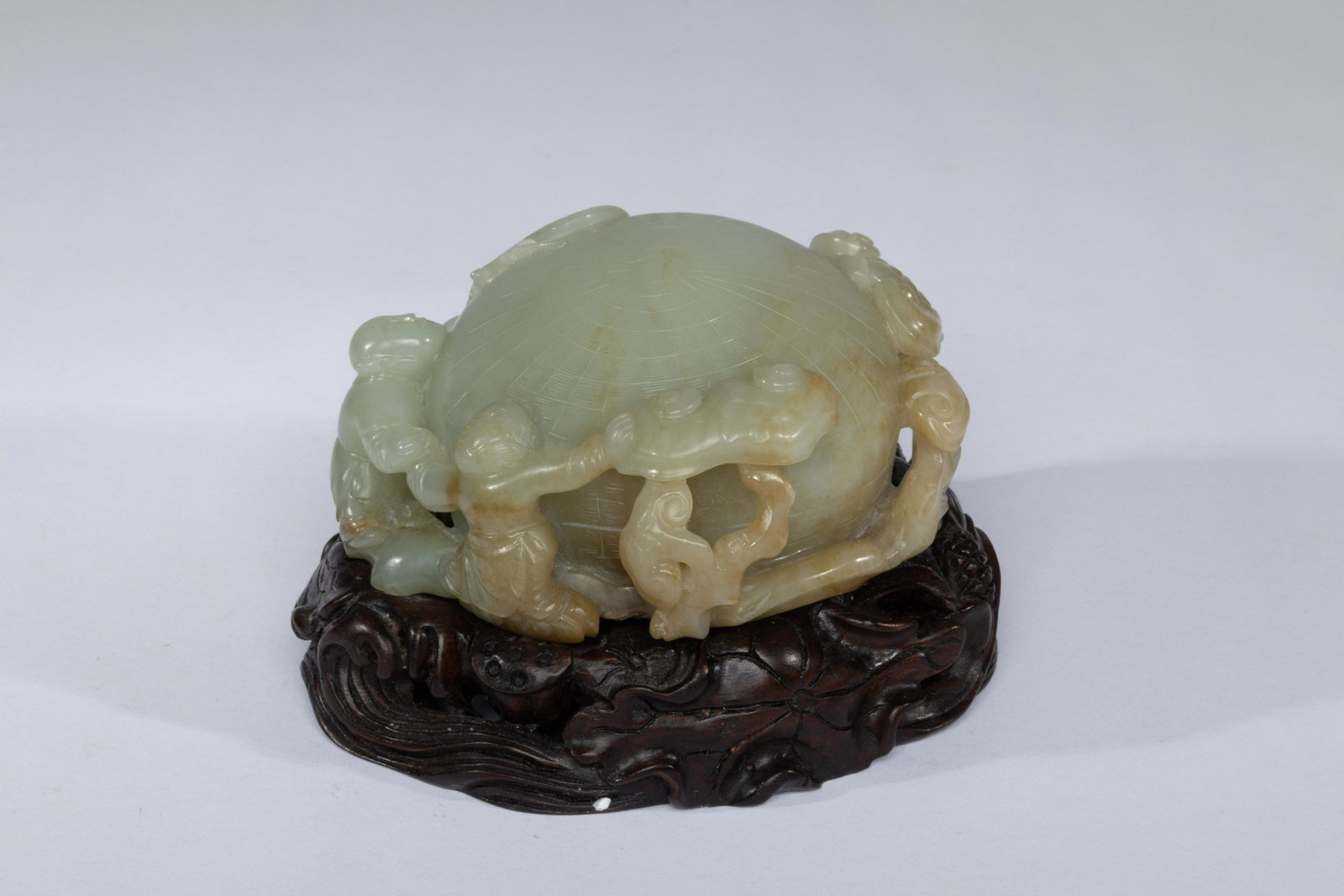 Chinese Qing nephrite jade carving for decoration (1 of 8)