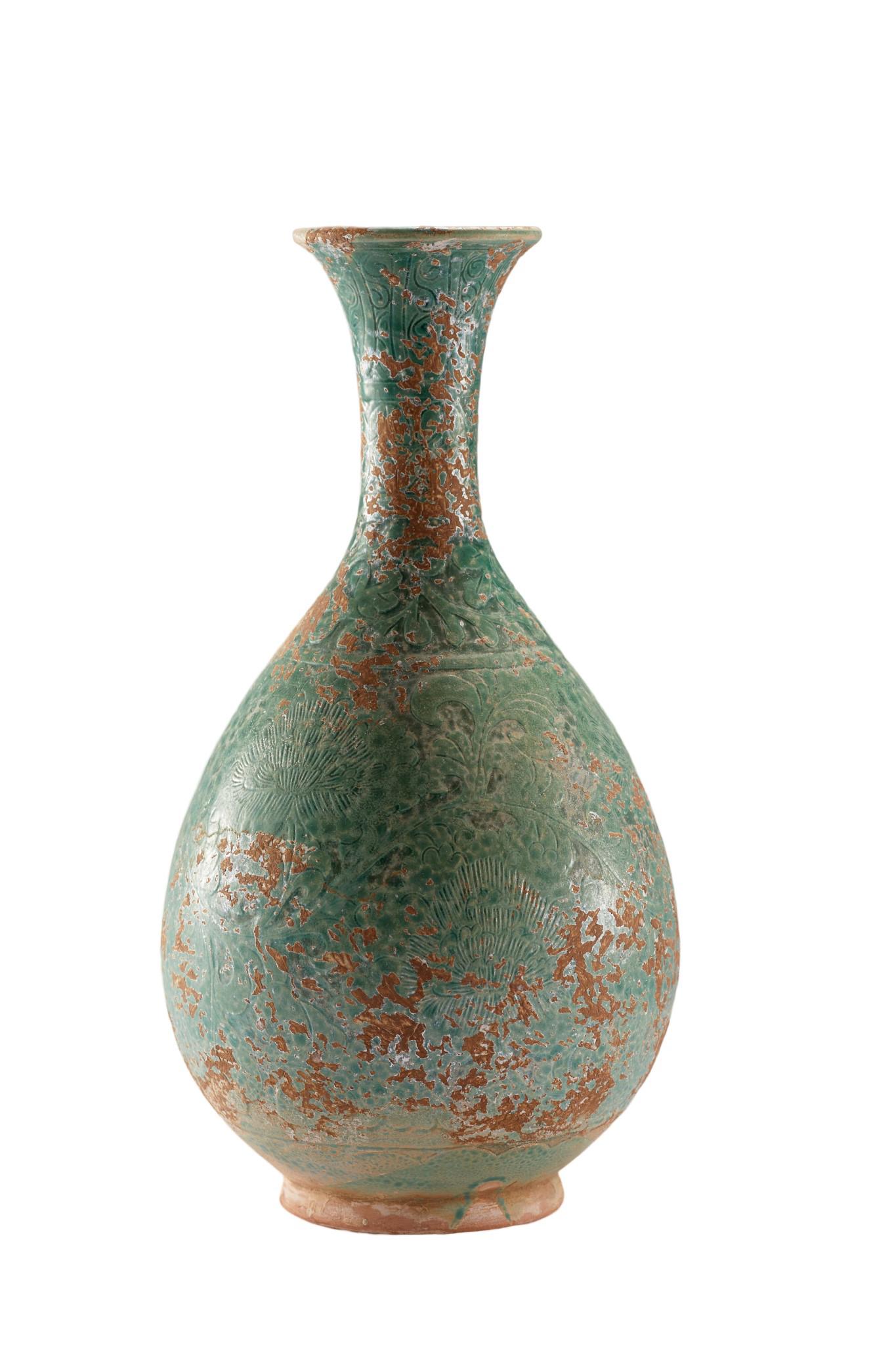 Song Cizhou-Studio carved floral ceramic vase (1 of 9)