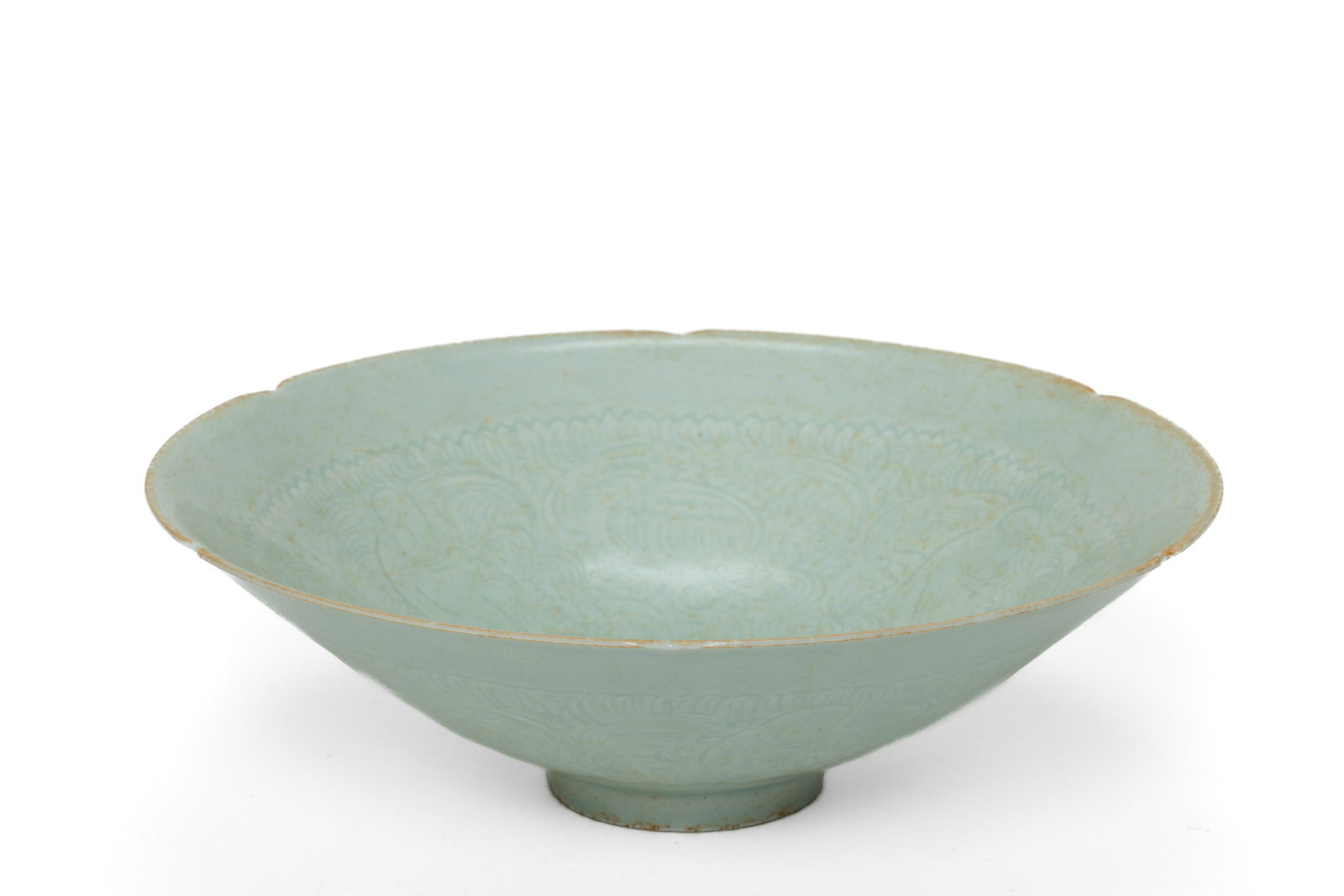 Song Yaozhou-Studio celadon lamp on top of a sitting lion (1 of 9)