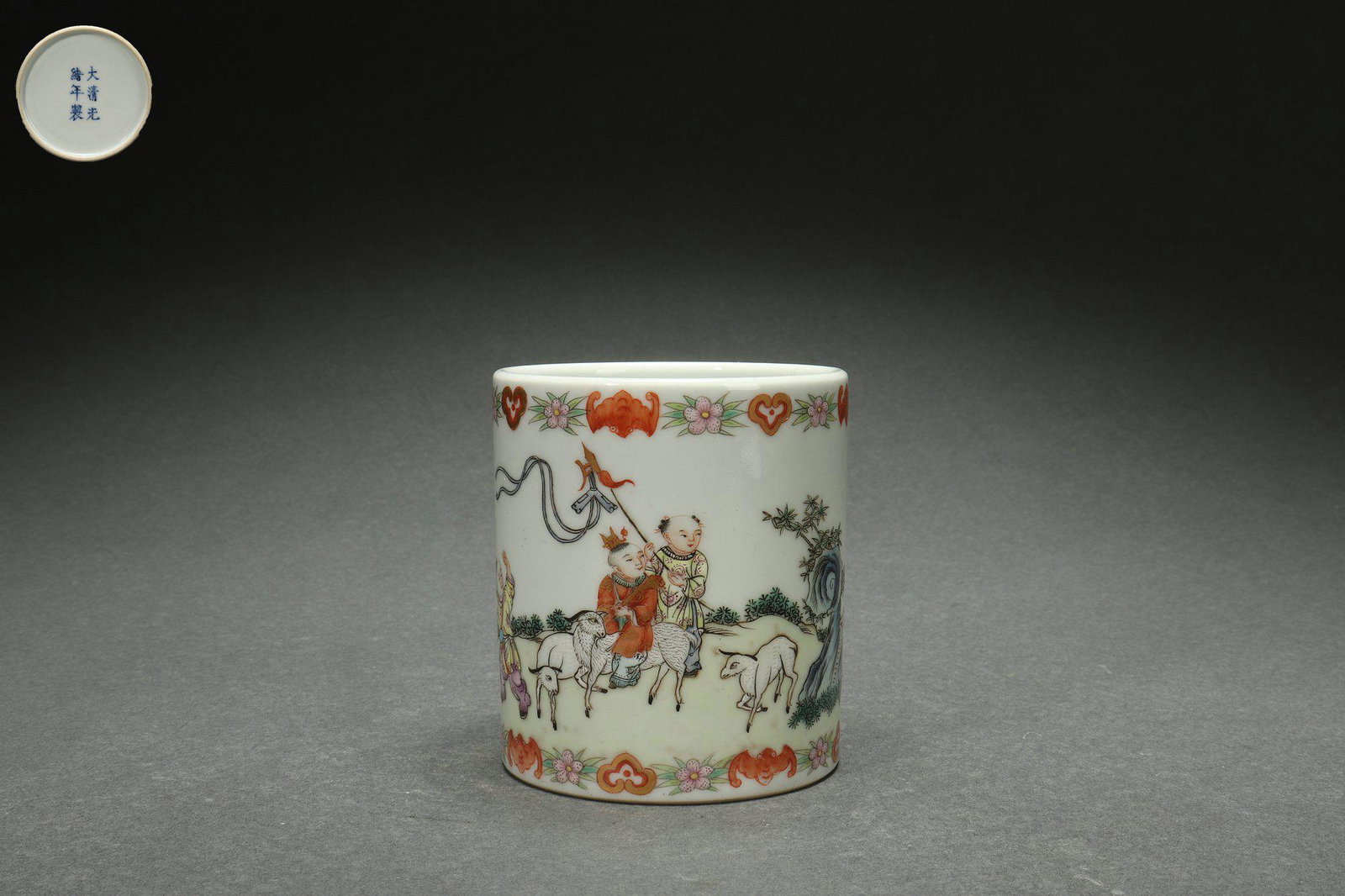 Qing Guangxu scholar's famille rose porcelain container for penbrushes (1 of 8)