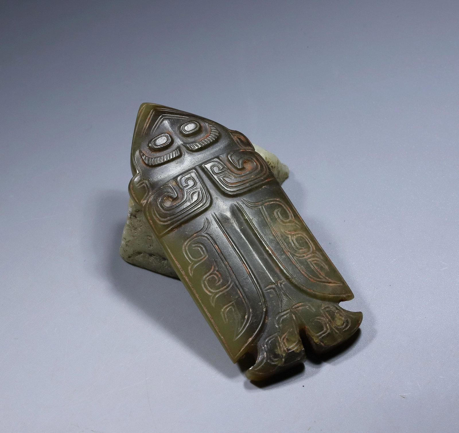 Western Zhou jade carved bird (1 of 7)