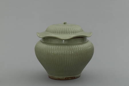 Song lonhquan klin green glaz luts jar witn lines