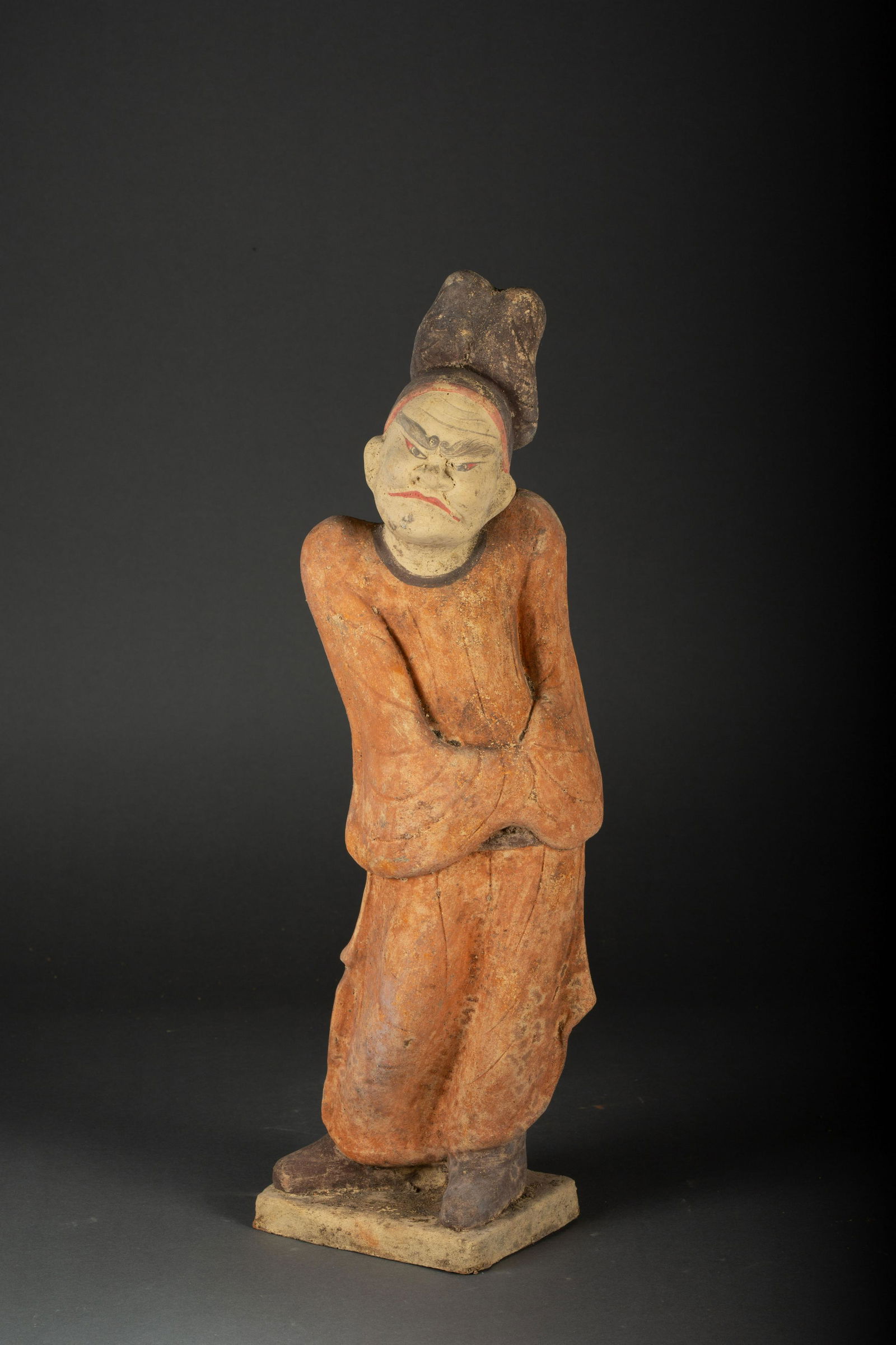 Tang red painted pottery attendant (1 of 5)
