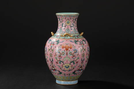 A famille rose foral pattern vase, Qing dynasty, Mark and period of Qianlong: H: 6.7 in. (17 cm)