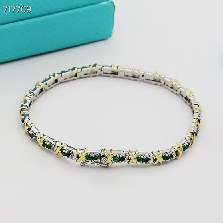 Tiffany bracelet necklace, classic style: This Tiffany bracelet necklace features a classic circular cross design, exuding a sexy, beautiful, and romantic feel. It's a wonderful gift for you or your loved one. We offer consoiled shipment for 