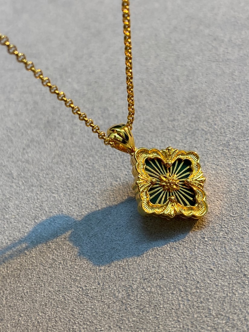 Buccellati small blue double-sided non-diamond necklace (1 of 9)