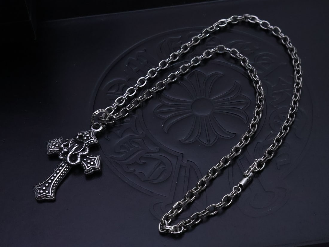 Chrome Hearts Alphabet Chain (1 of 9)