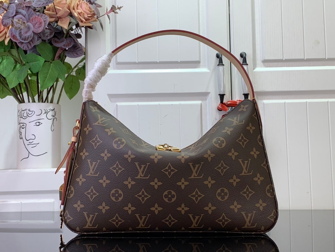 LV: The Slouchy Small Handbag is crafted from LV's classic Monogram canvas. Its chic silhouette, suitable for both shoulder and hand carry, makes it perfect for various occasions, from business meetings t