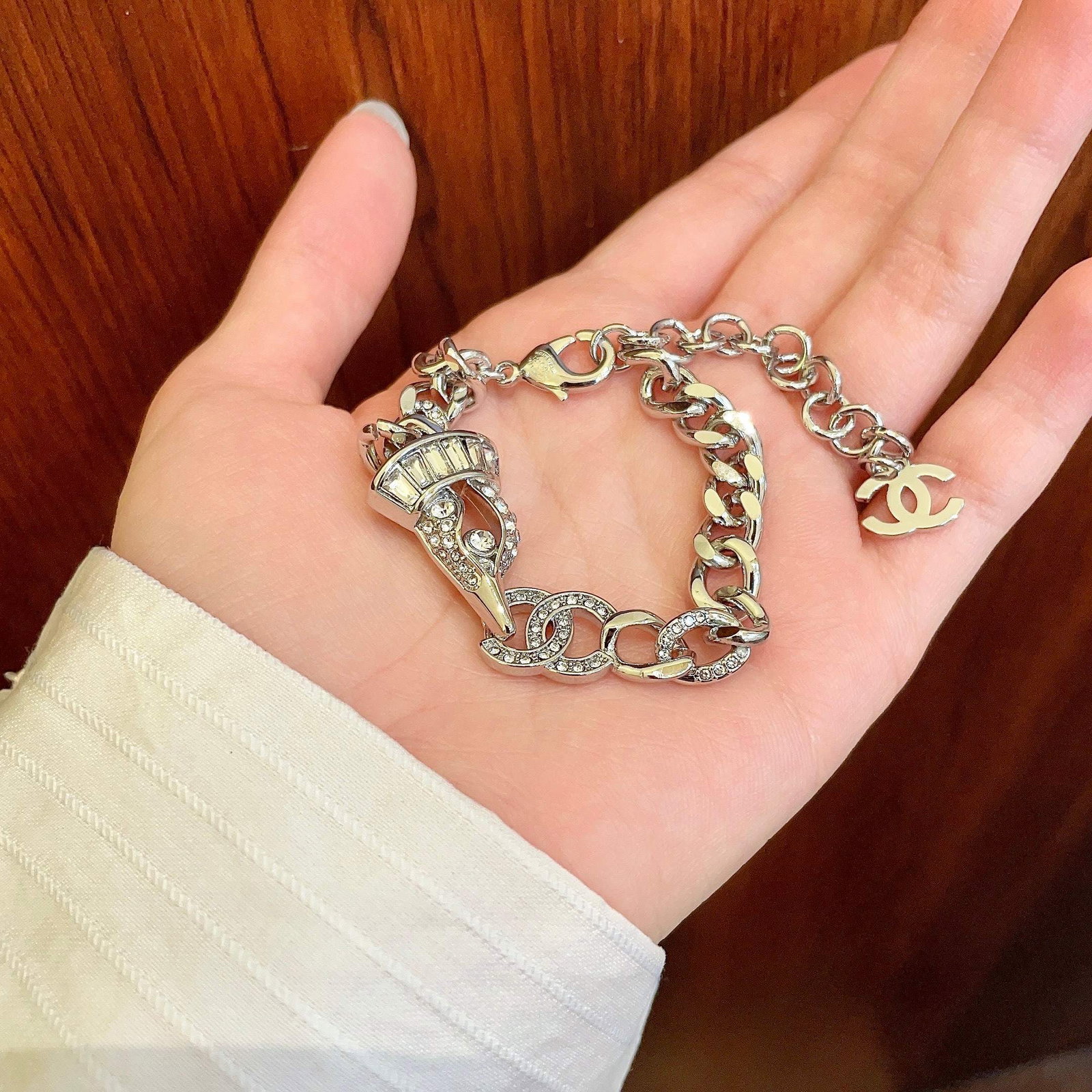 Chanel vintage letter bracelet: This Chanel vintage letter bracelet is exquisite and elegant, exuding sophistication. A wonderful gift for you or your loved one. We offer consoiled shipping for all goods to our domestic and internat