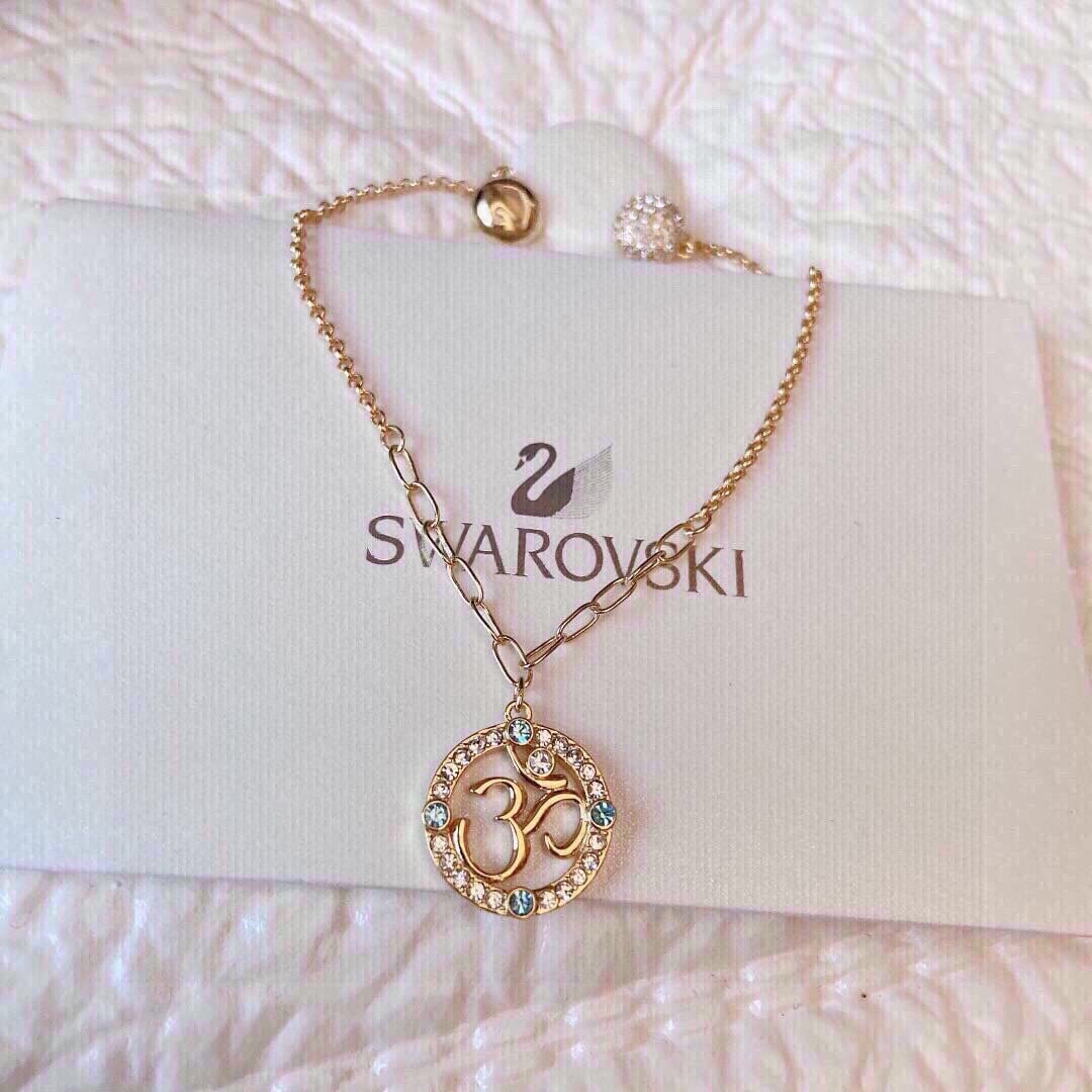 Swarovski (1 of 9)