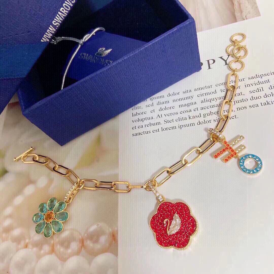 Swarovski (1 of 9)