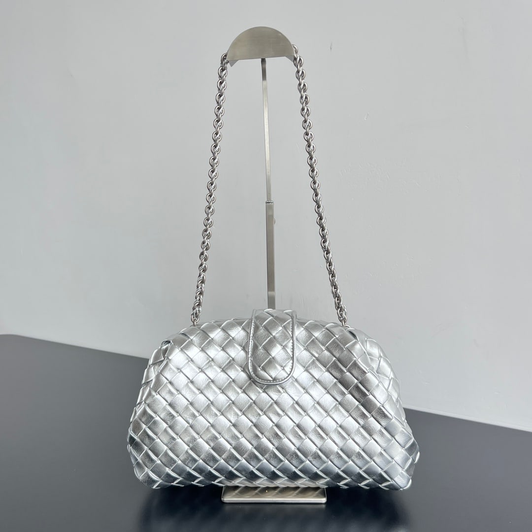 Bottega Veneta Lauren 1980 (1 of 8)