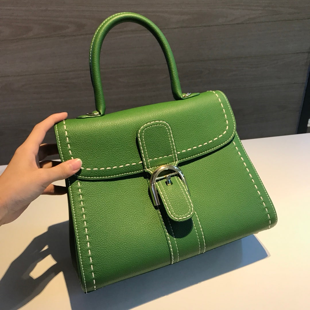 Delvaux brillant: Delvaux brillant brillant togo leather, hand-stitched with waxed thread. Its intricate craftsmanship and robust hand-stitching are the result of ten years of artisan work. Comes with an adjustable sho
