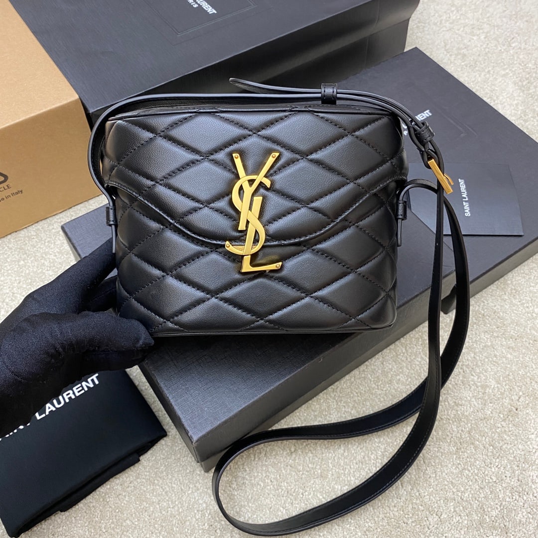 Yves Saint Laurent 2022 Fall Winter JUNE Quilted Lambskin Leather Box Bag: This black lambskin bag with gold hardware is a 2022 Fall Winter JUNE quilted lambskin box bag. It features a front flap, a well-defined barrel shape, and extremely intricate handcrafting. It's adorne