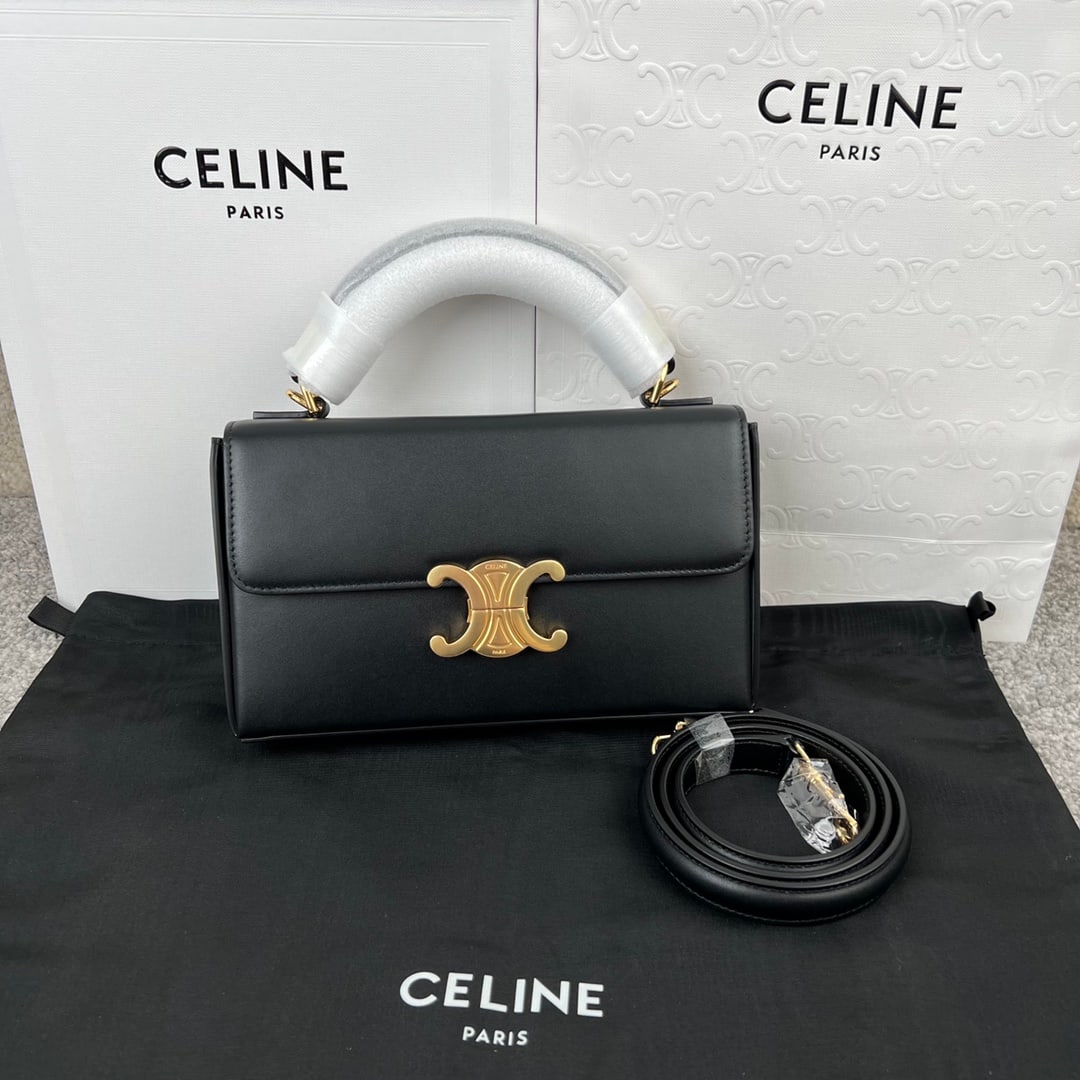 Celine: BOX TRIOMPHE calfskin leather handbag, dimensions 22x13.5x6 cm, calfskin leather, sheepskin lining, metal logo closure, one main compartment, interior flat pocket, detachable shoulder strap, leather h