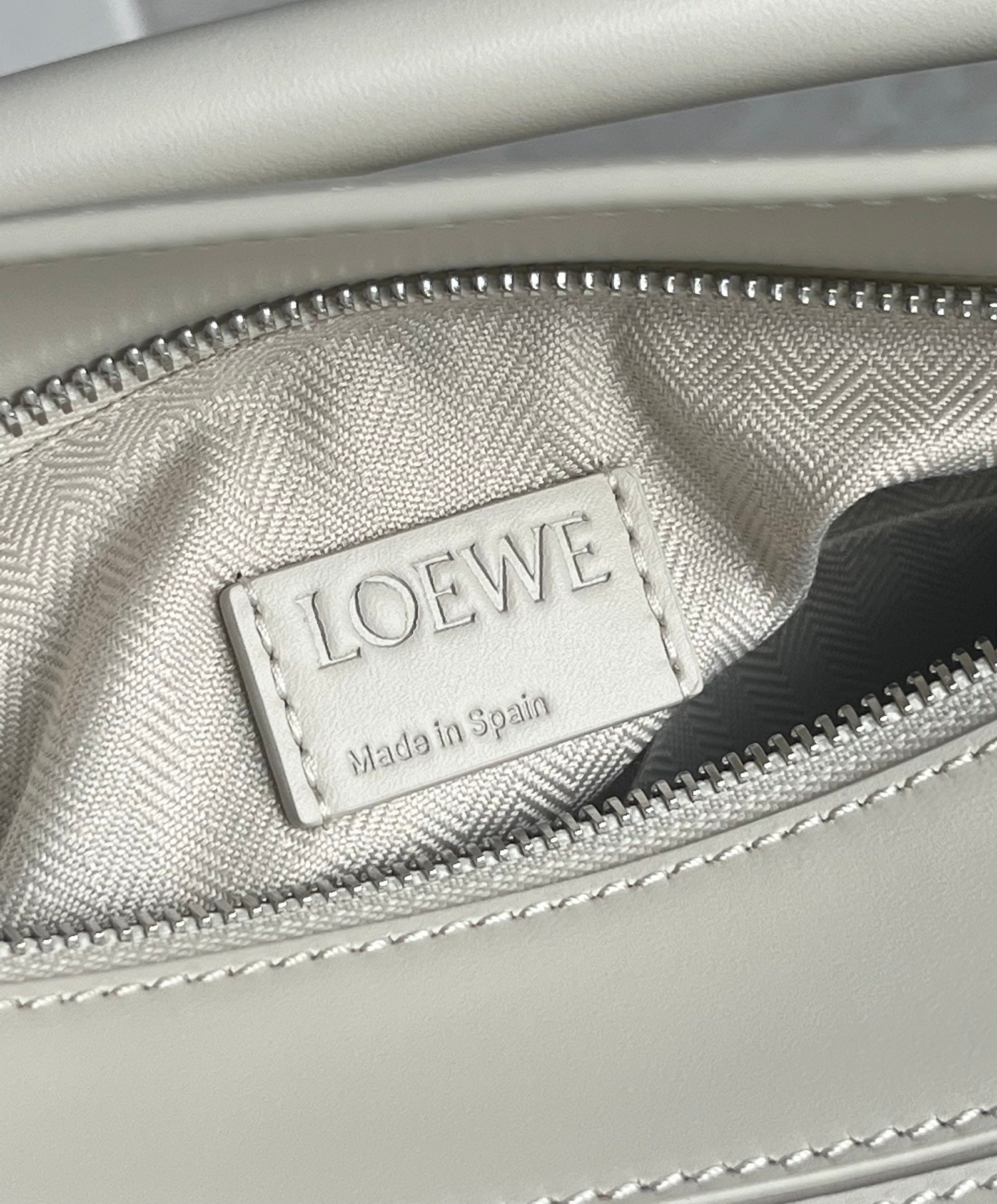 LOEWE - 7