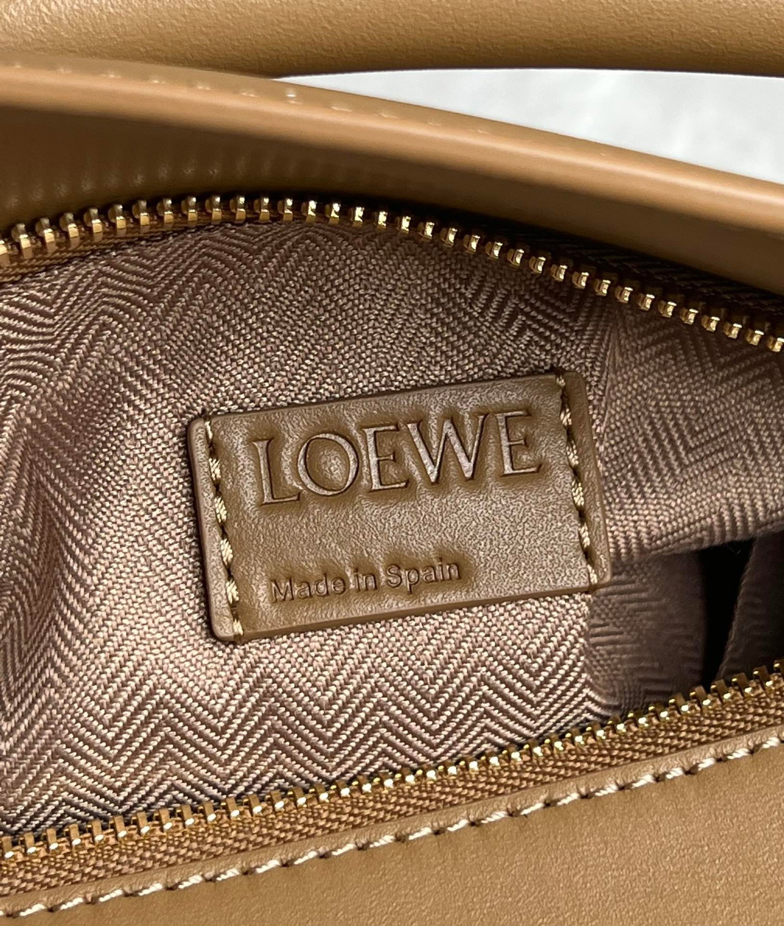 LOEWE - 6