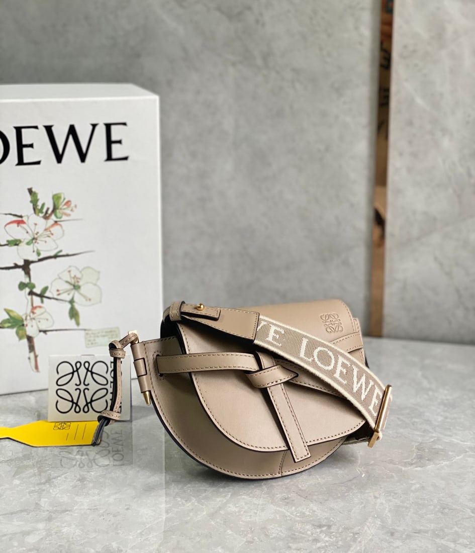 LOEWE - 4