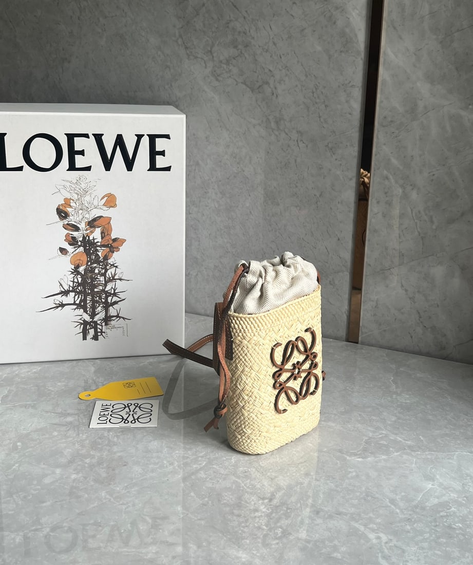 LOEWE - 4