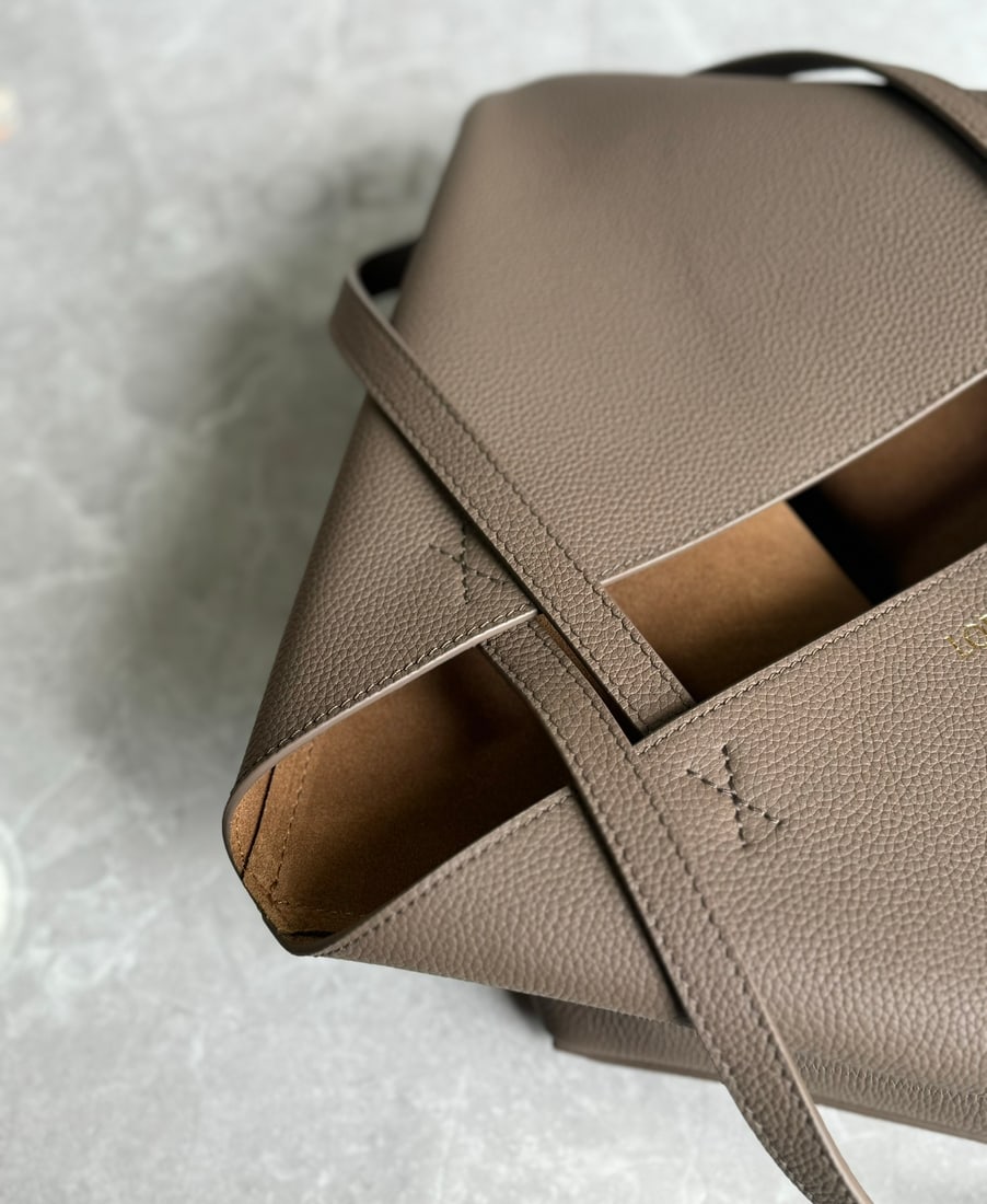 LOEWE - 8