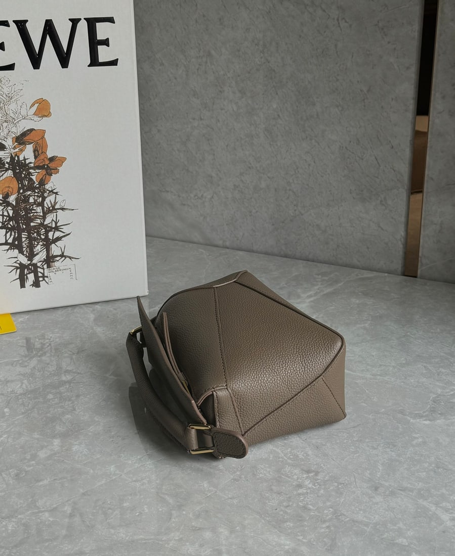 LOEWE - 3