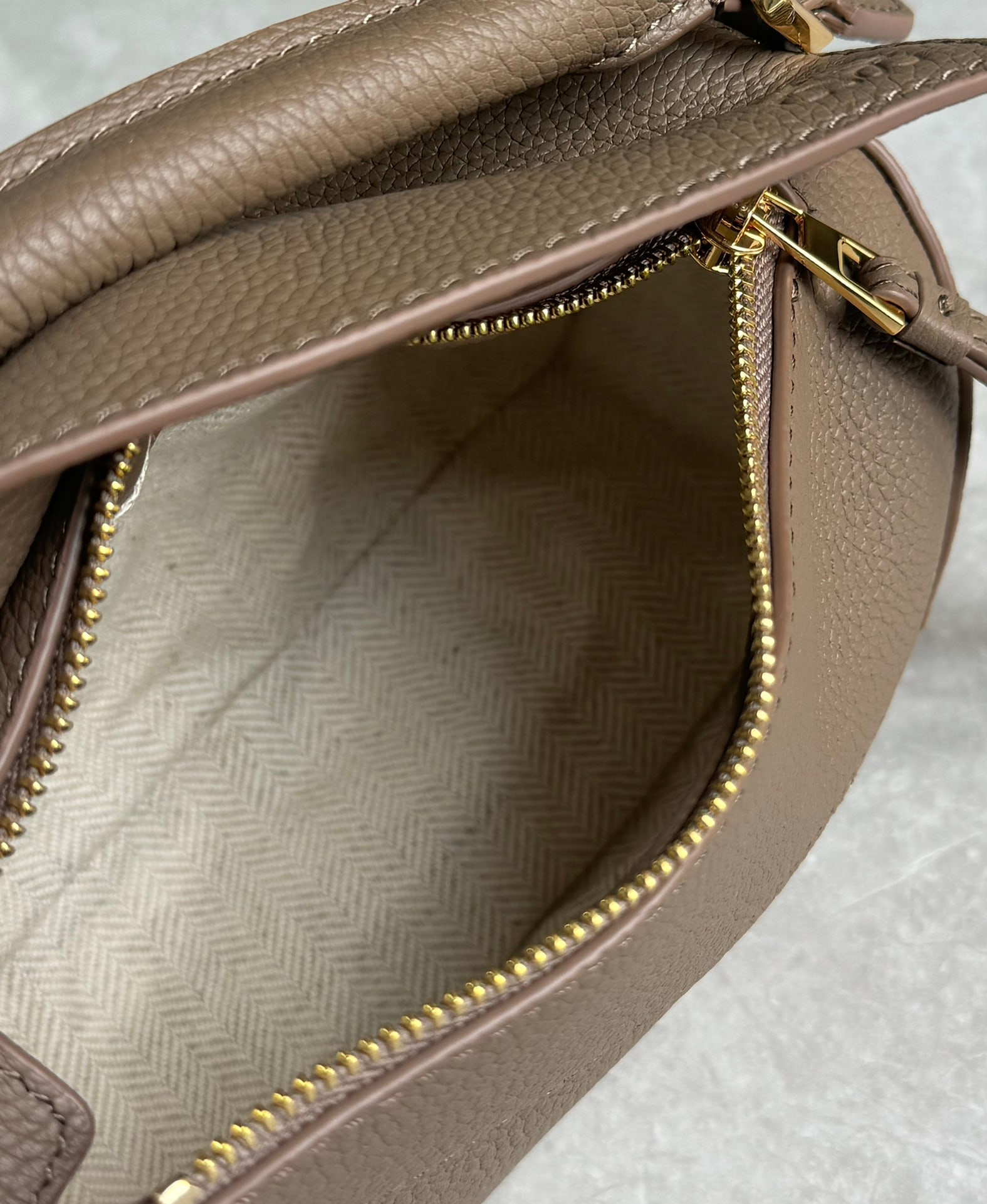 LOEWE - 9