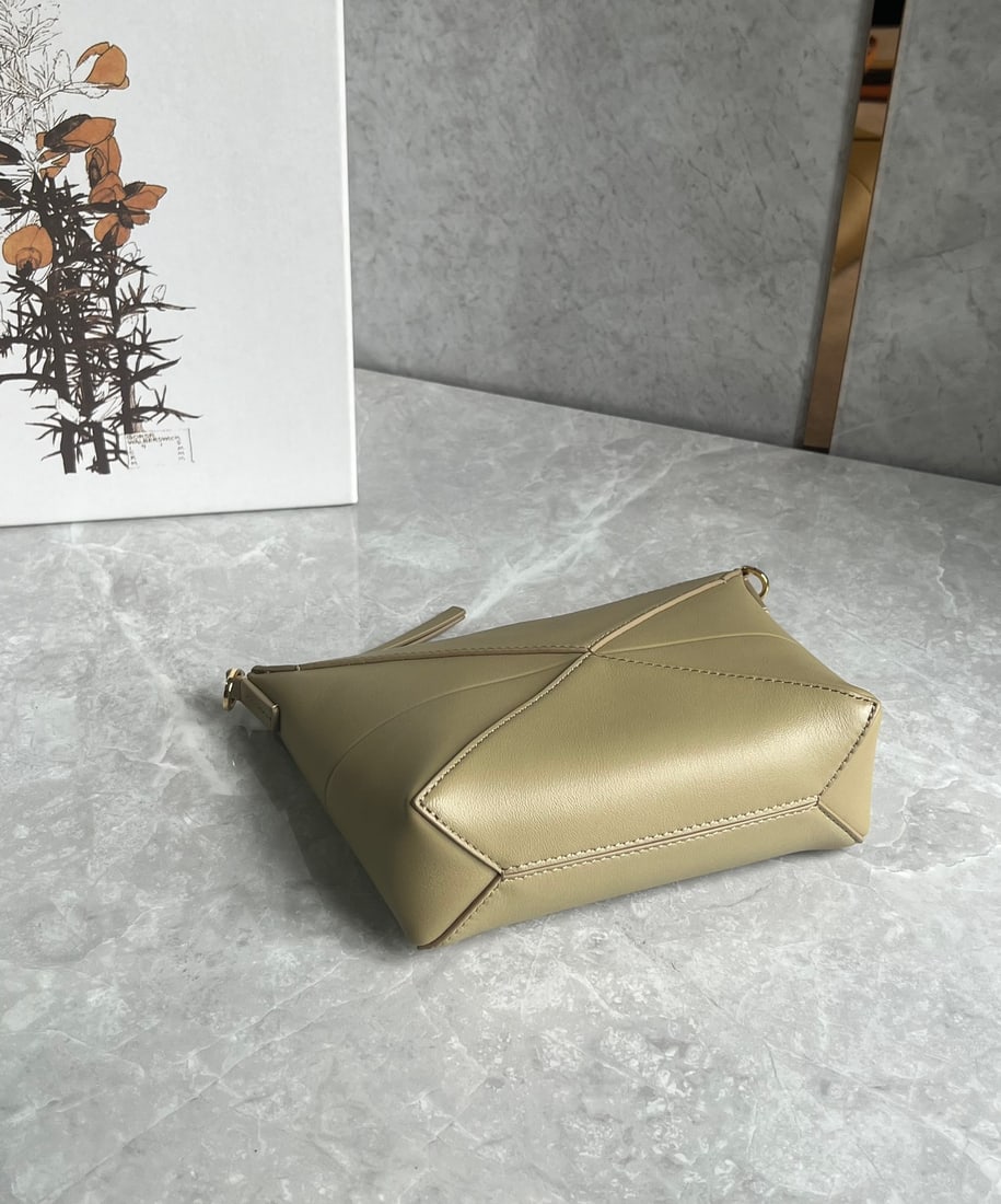 LOEWE - 4