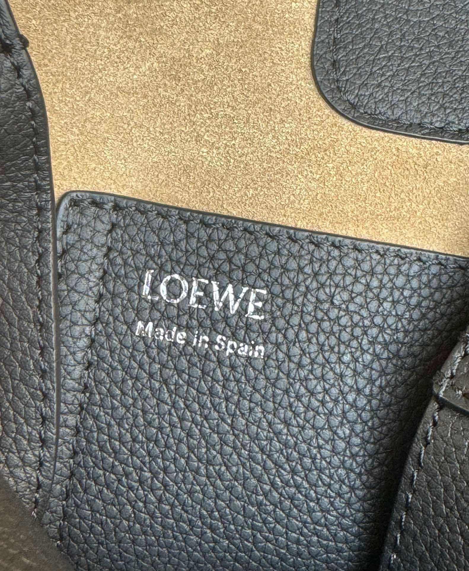 LOEWE - 4