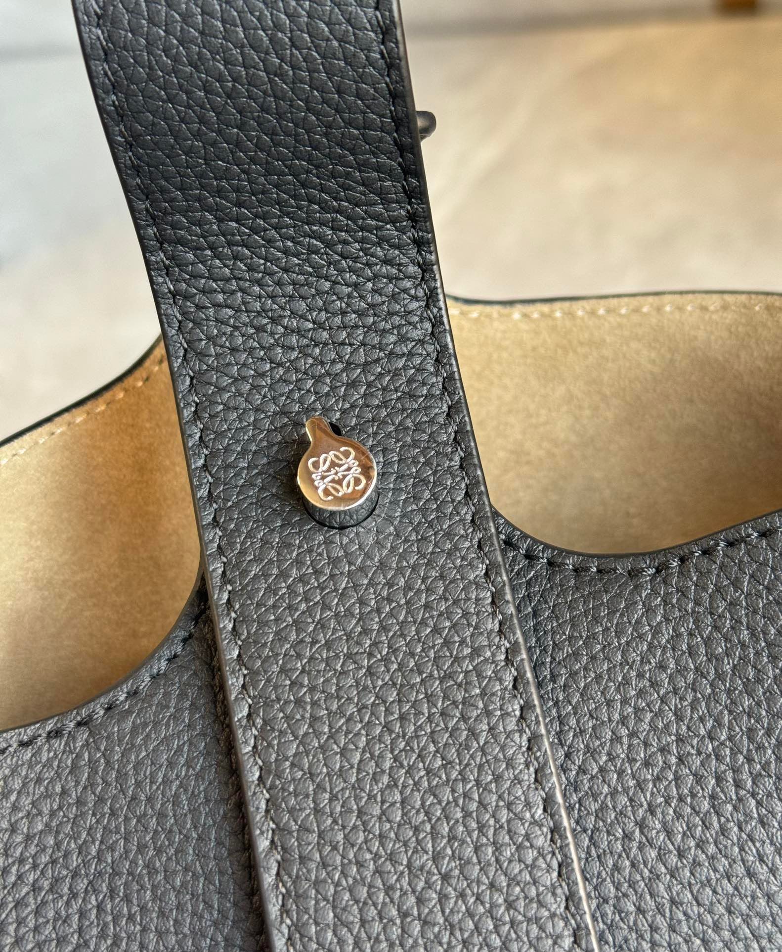 LOEWE - 6