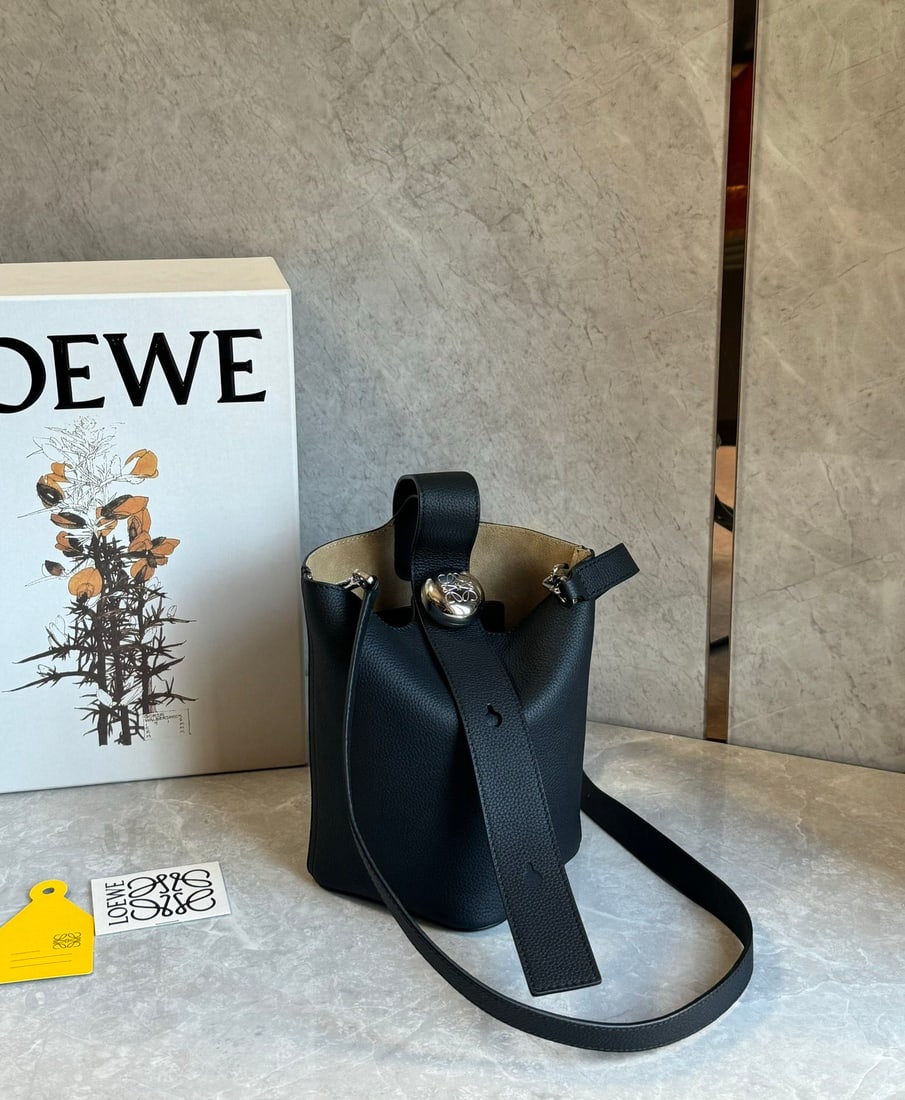 LOEWE - 8
