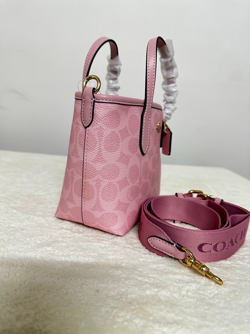 Coach - 5