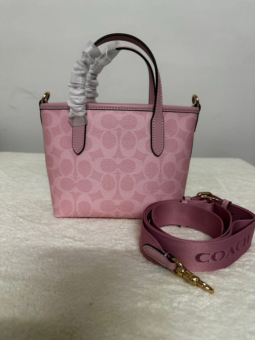 Coach - 6