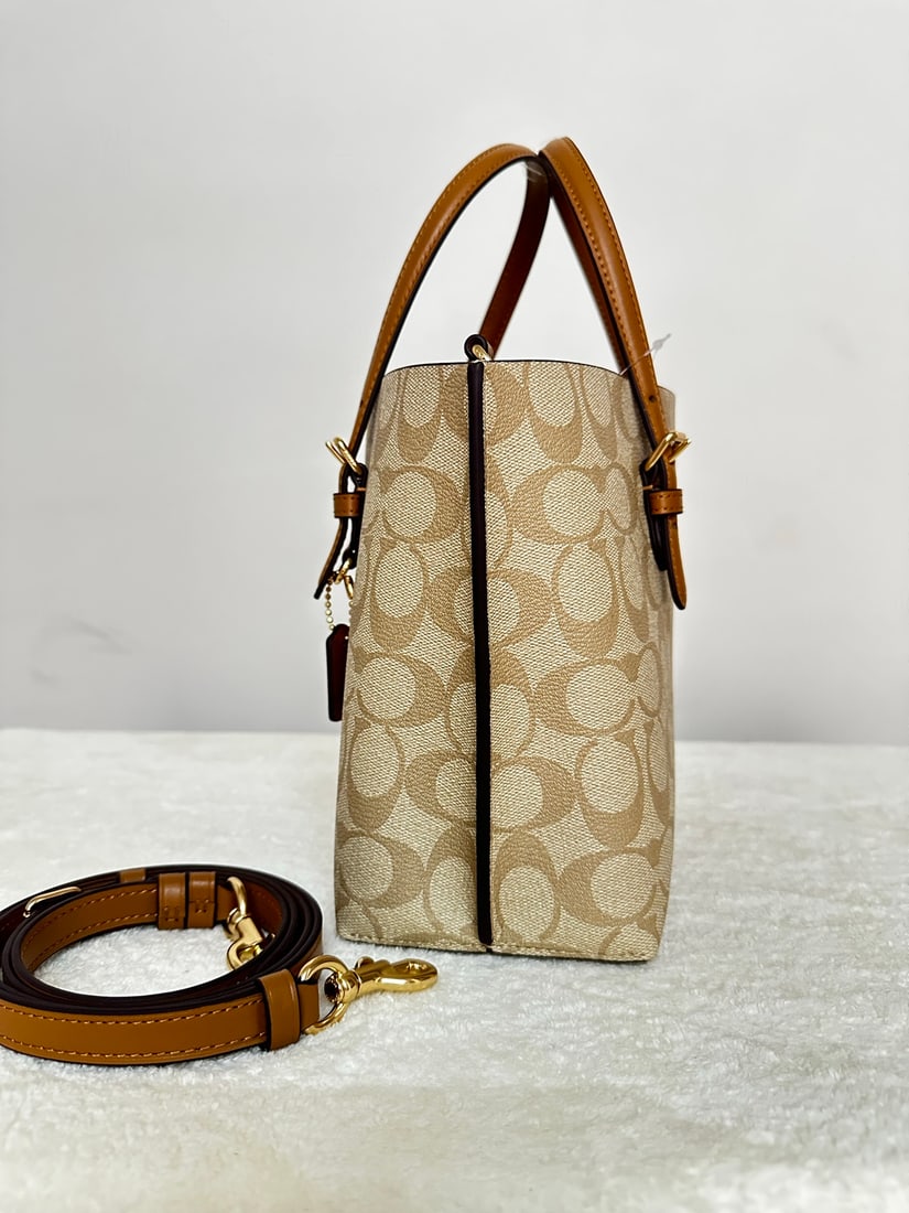 Coach - 5
