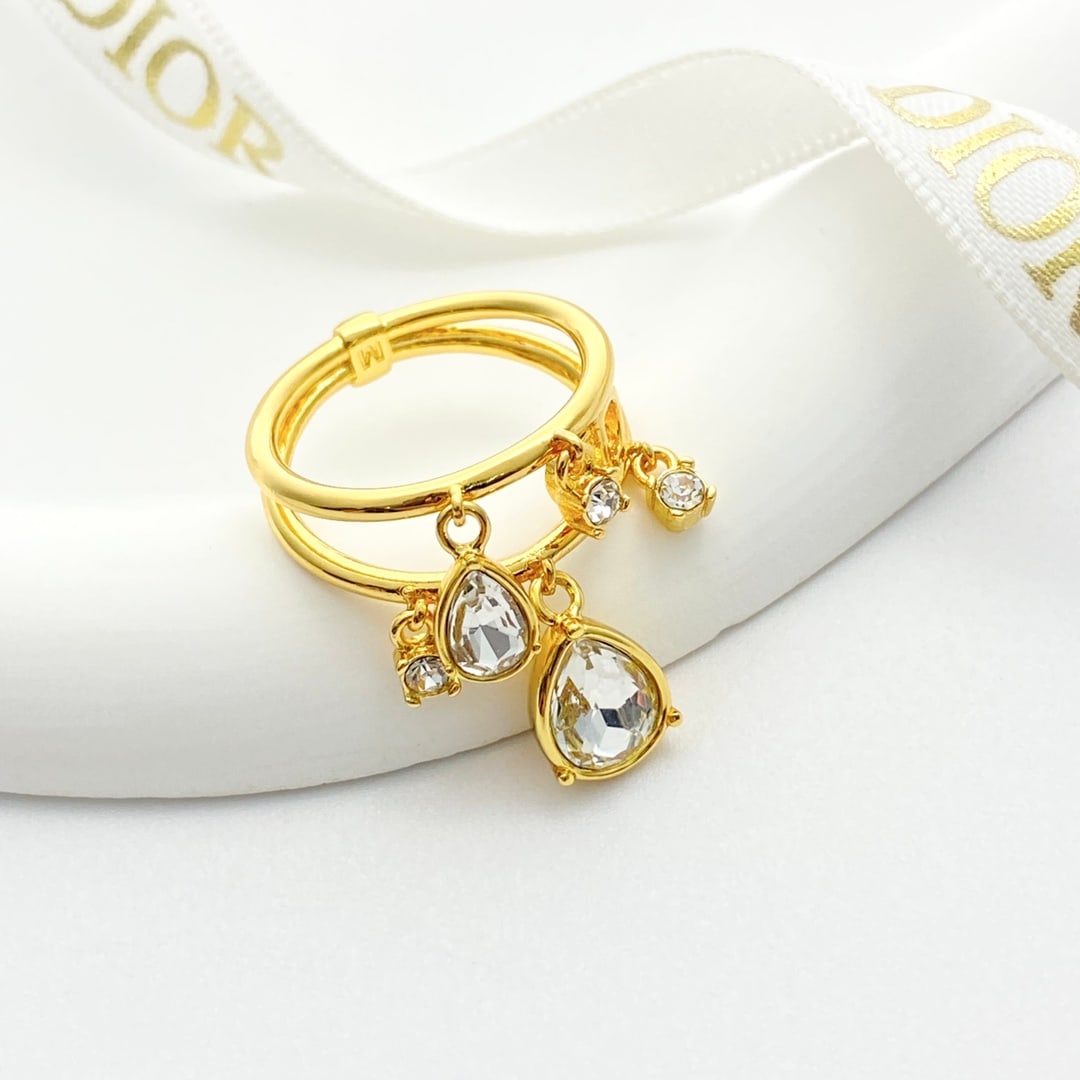 Dior Gold CD Teardrop Diamond Openwork Double Band Ring: This Dior gold CD teardrop diamond openwork double-band ring features classic and stylish elements such as the CD logo, sparkling and exquisite. The double-band design creates a French courtly style